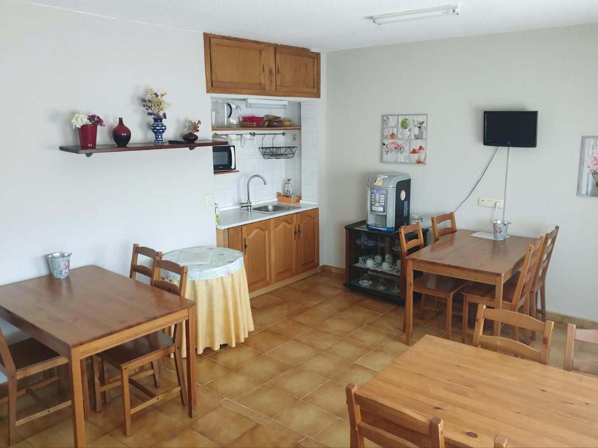 Hostal Puente Azud Aviles Exterior photo